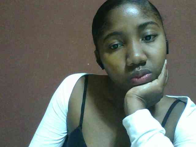 Annah21 webcam