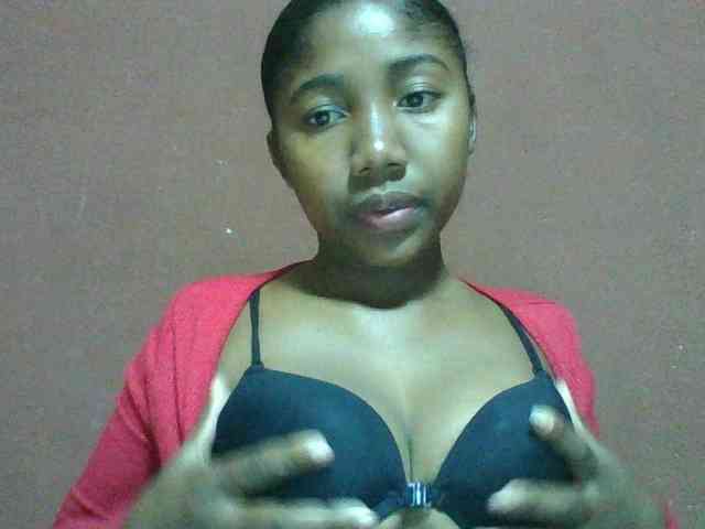 Annah21 webcam