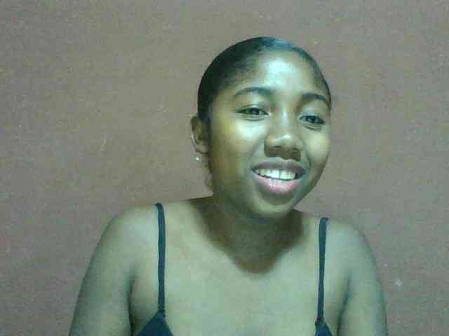 Annah21 webcam