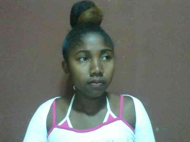 Annah21 webcam