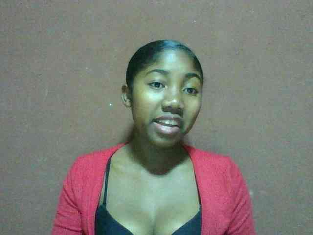 Annah21 webcam