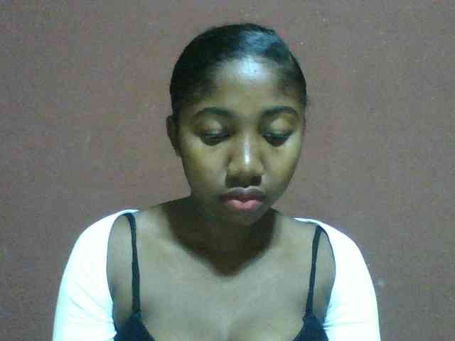 Annah21 webcam
