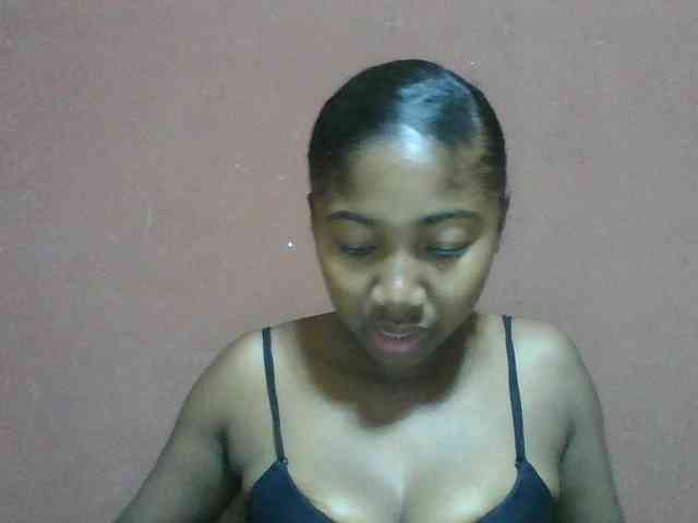 Annah21 webcam