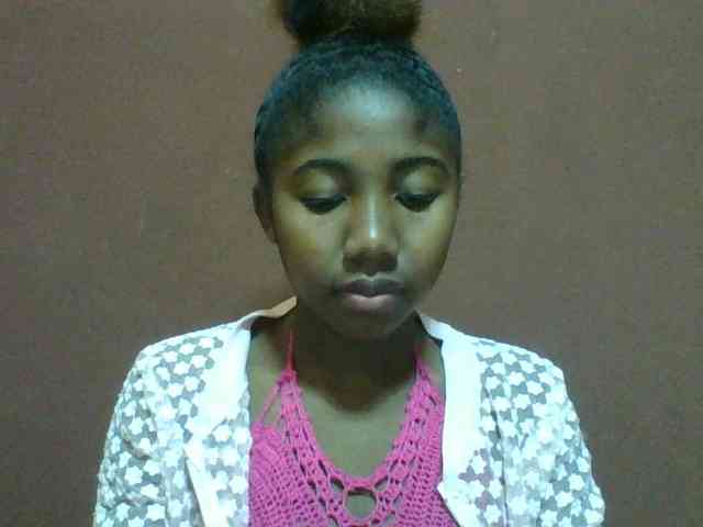 Annah21 webcam