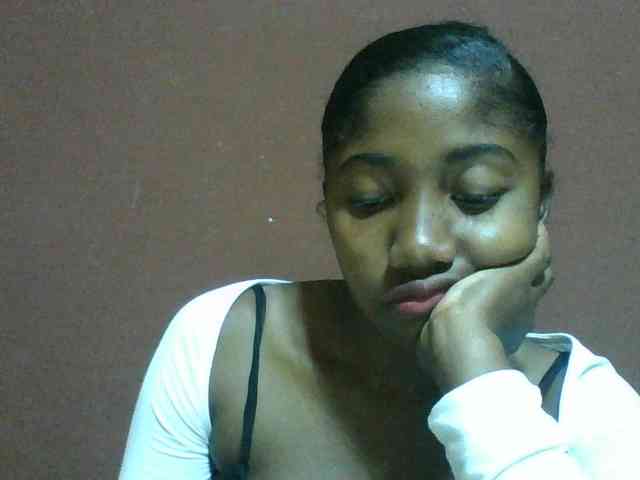 Annah21 webcam