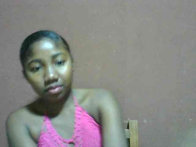 Annah21 webcam