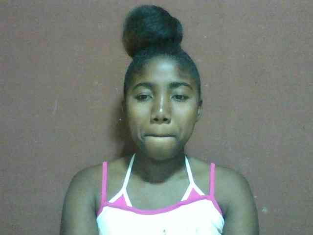 Annah21 webcam