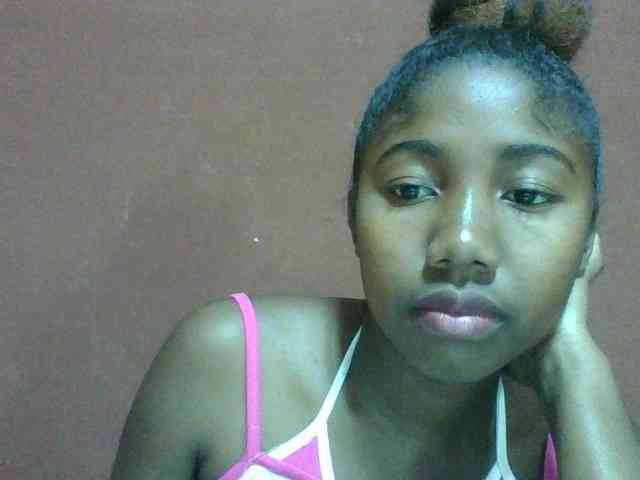 Annah21 webcam