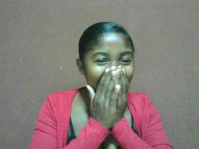 Annah21 webcam