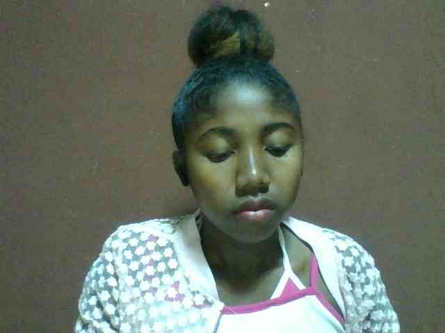 Annah21 webcam