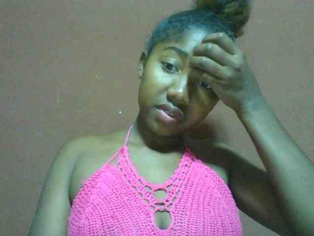 Annah21 webcam