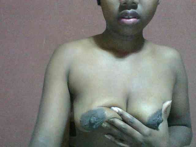 Annah21 webcam
