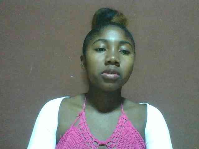 Annah21 webcam