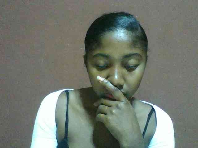 Annah21 webcam