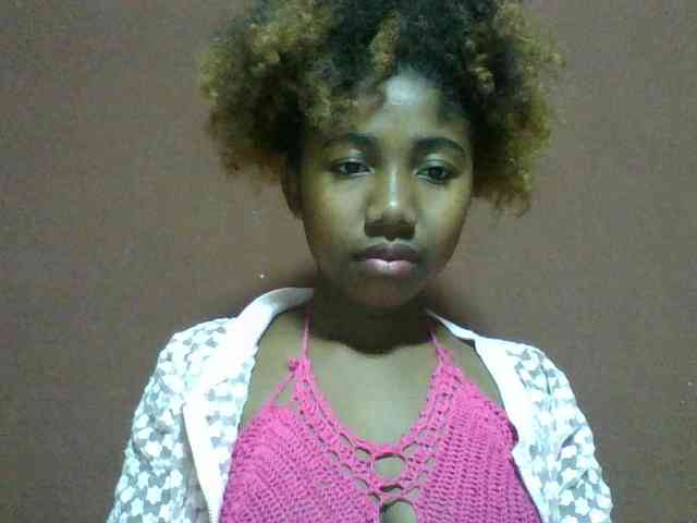 Annah21 webcam
