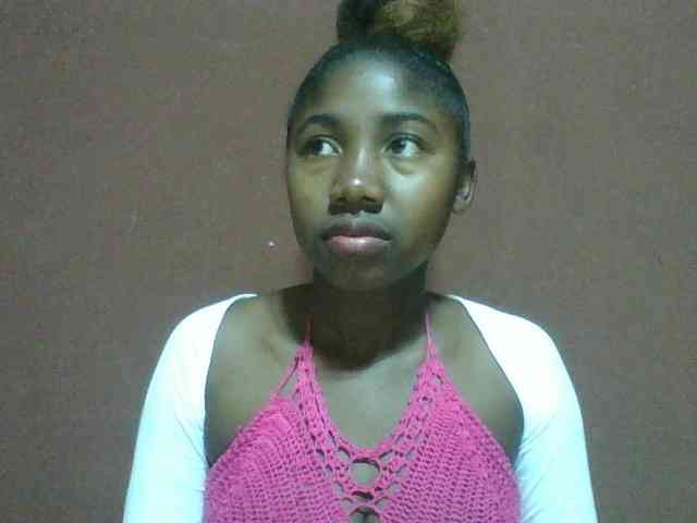 Annah21 webcam