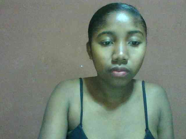 Annah21 webcam