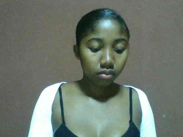 Annah21 webcam