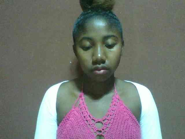Annah21 webcam