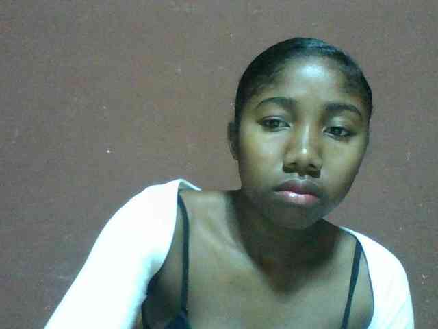 Annah21 webcam
