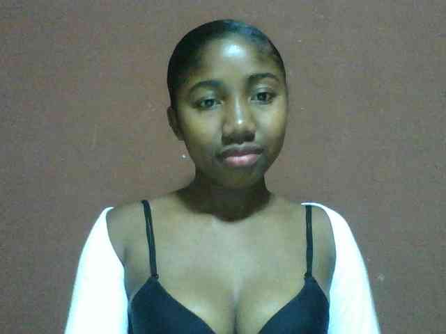 Annah21 webcam