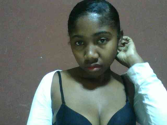 Annah21 webcam