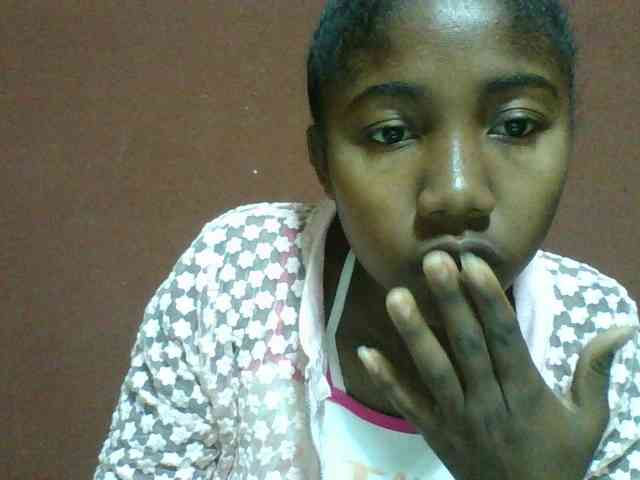 Annah21 webcam