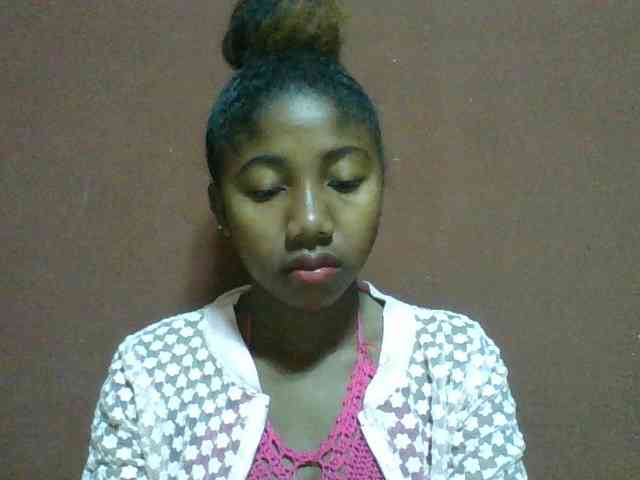 Annah21 webcam