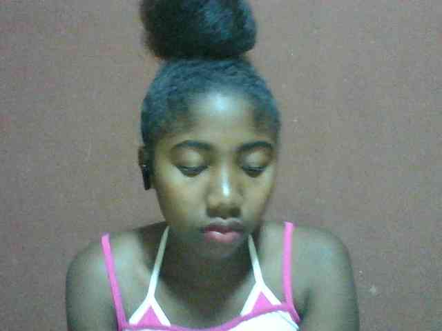 Annah21 webcam