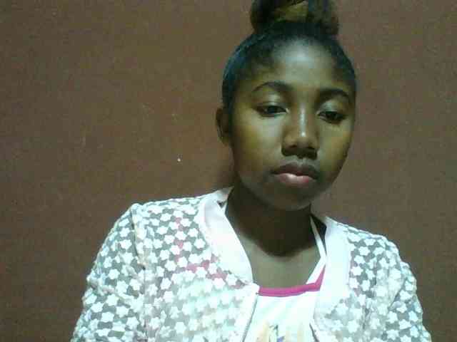 Annah21 webcam