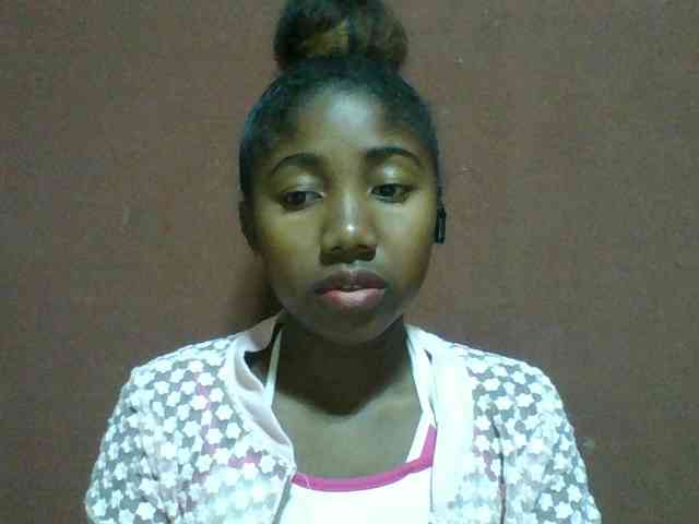 Annah21 webcam