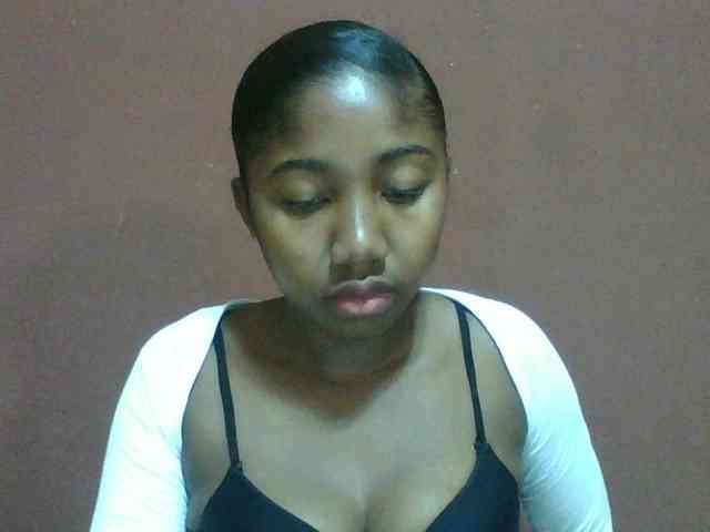 Annah21 webcam