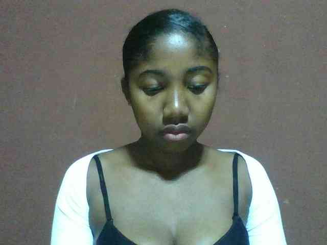 Annah21 webcam