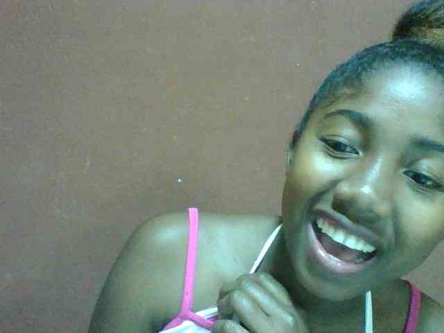 Annah21 webcam