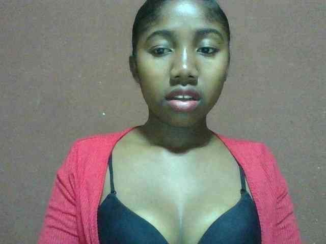 Annah21 webcam