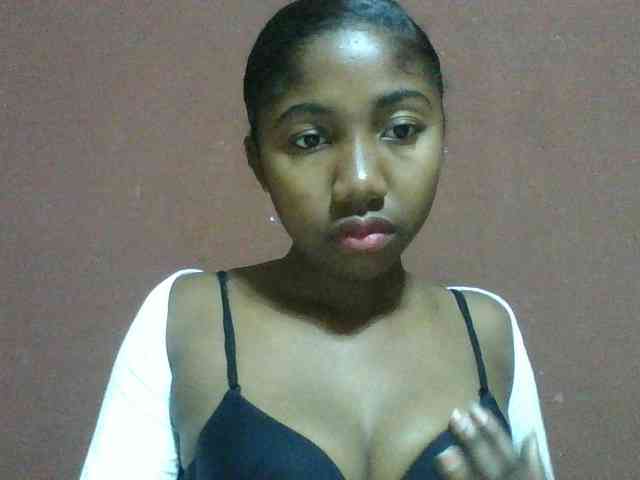 Annah21 webcam