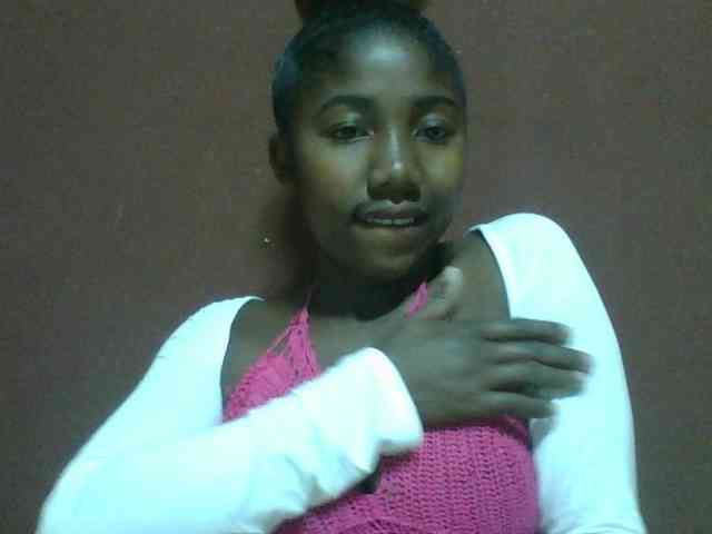 Annah21 webcam