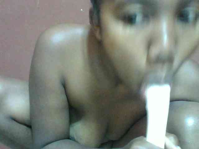Annah21 webcam