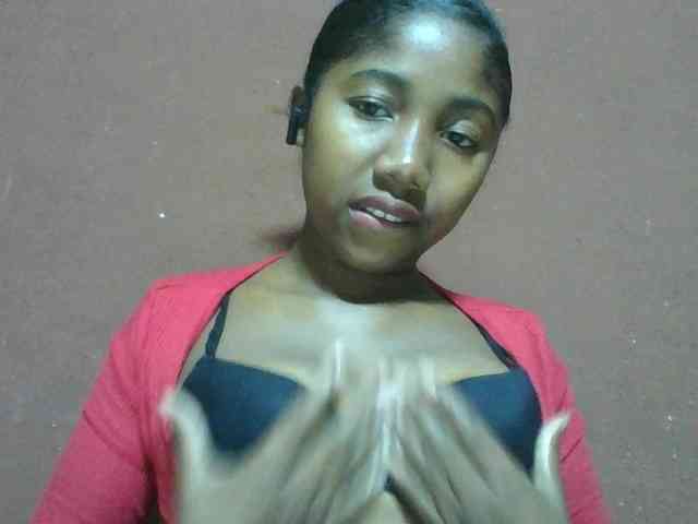 Annah21 webcam