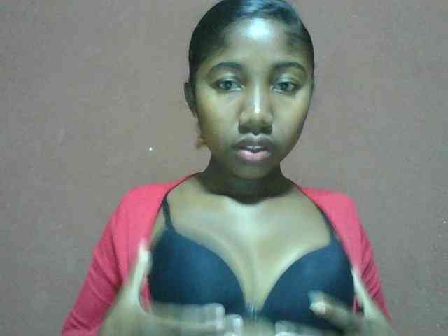 Annah21 webcam