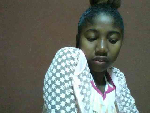 Annah21 webcam