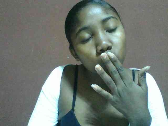 Annah21 webcam