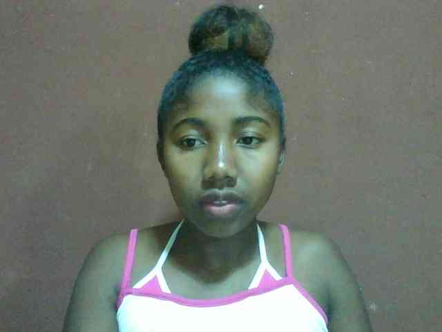 Annah21 webcam