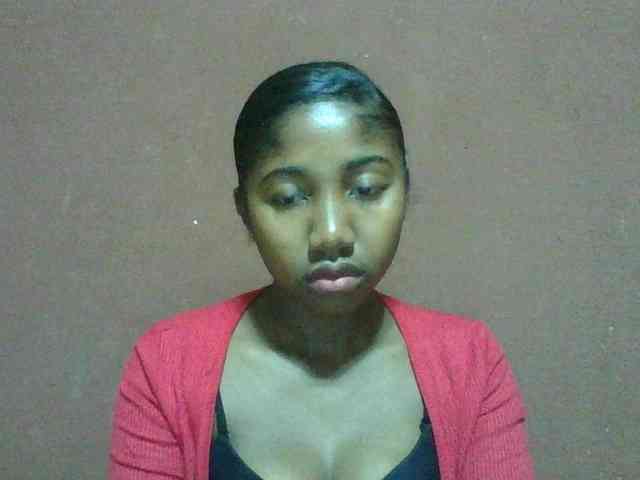 Annah21 webcam