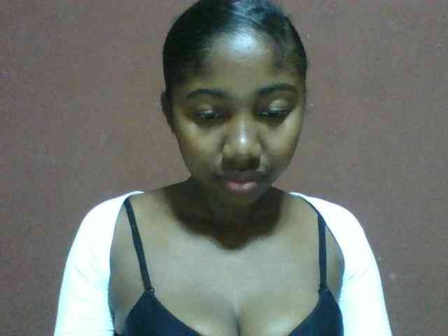 Annah21 webcam