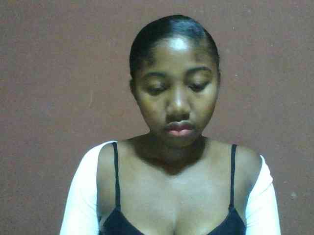 Annah21 webcam