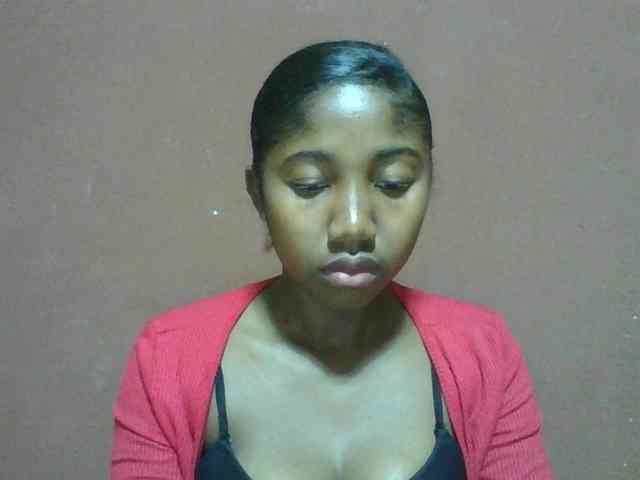 Annah21 webcam