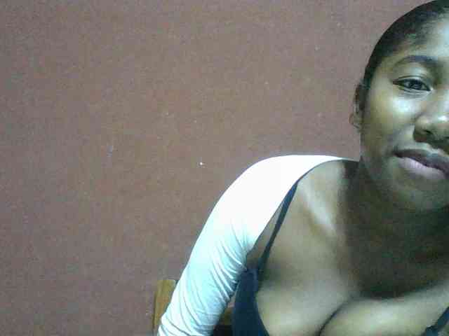 Annah21 webcam