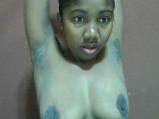 Annah21 webcam
