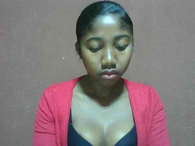 Annah21 webcam
